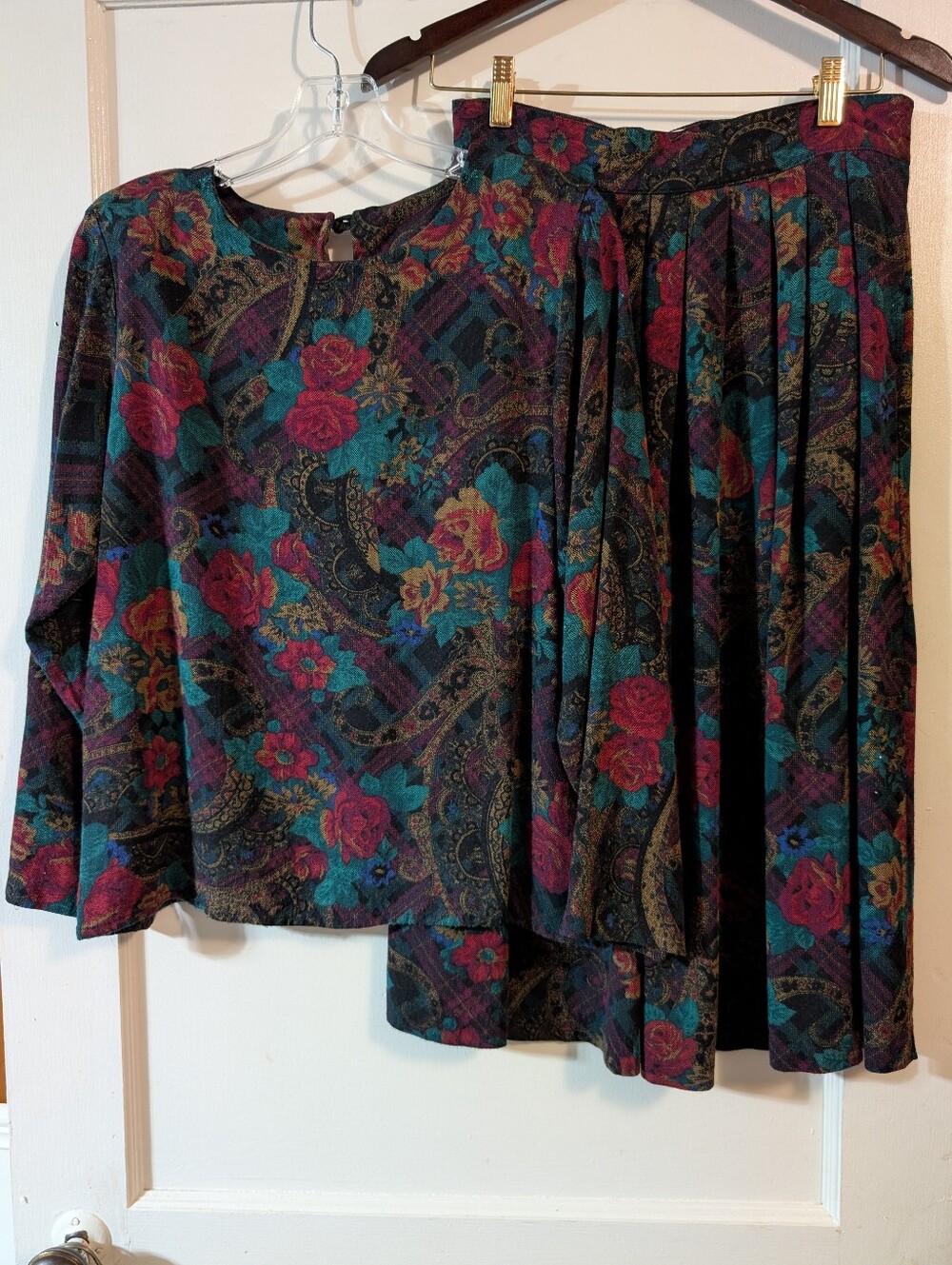 Prophecy Floral Paisley Long Skirt Set- Teal & Burgundy